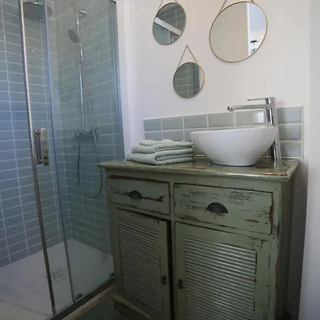 Josephine 4-11 Personnes *